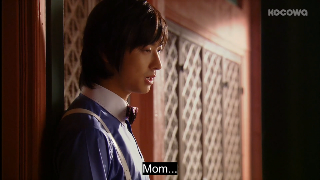 Ju Ji Hoon Lee Shin calling her mom informally